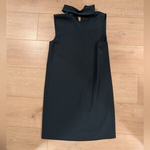 Theory Hunter Green Neck Keyhole Dress 4